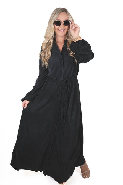 Keep Your Eyes On Me Black Pleated Midi Dress