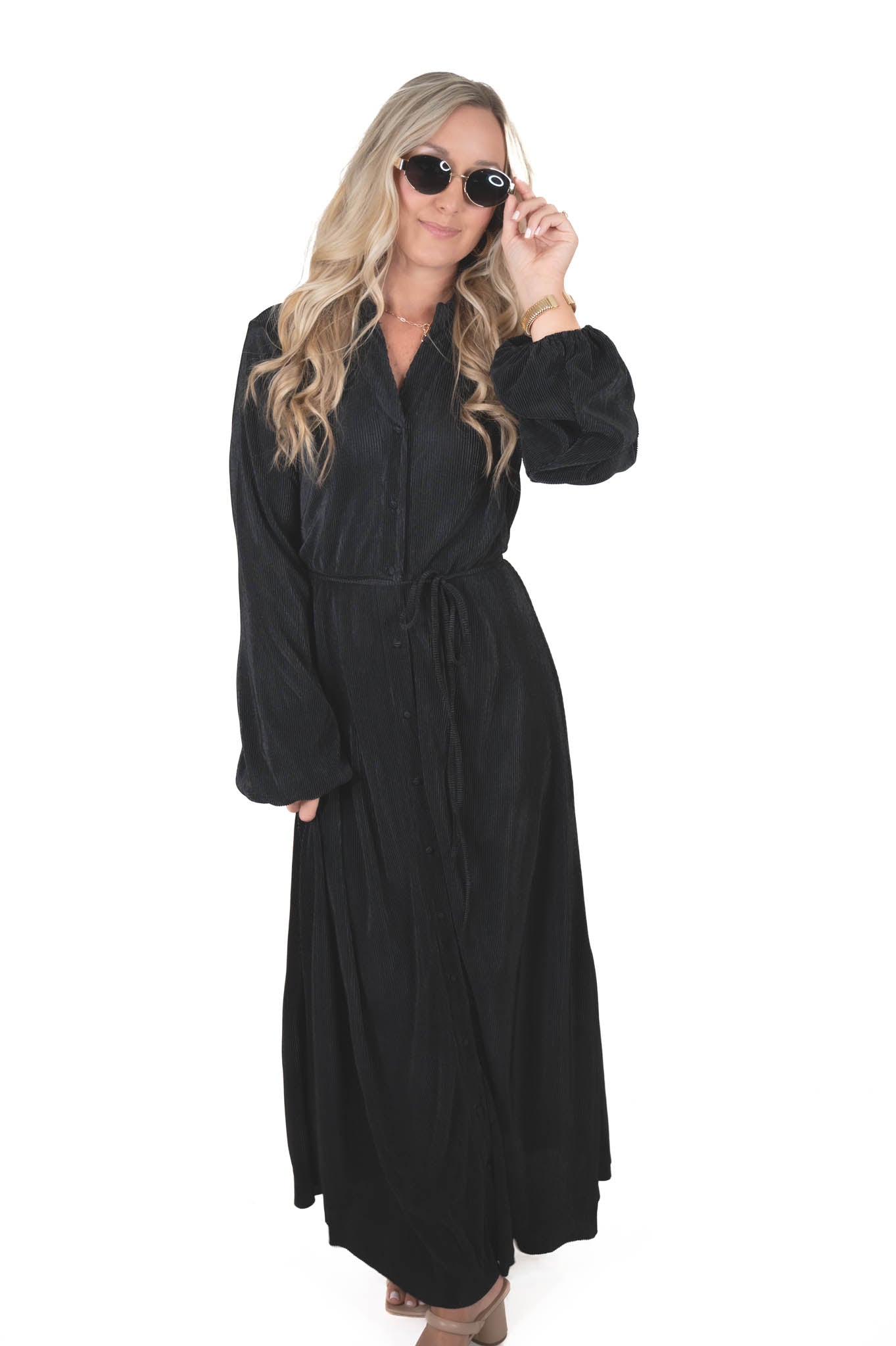 Keep Your Eyes On Me Black Pleated Midi Dress